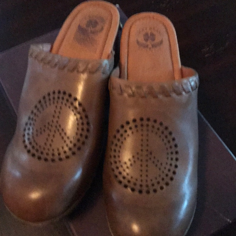 Lucky Brand Clogs